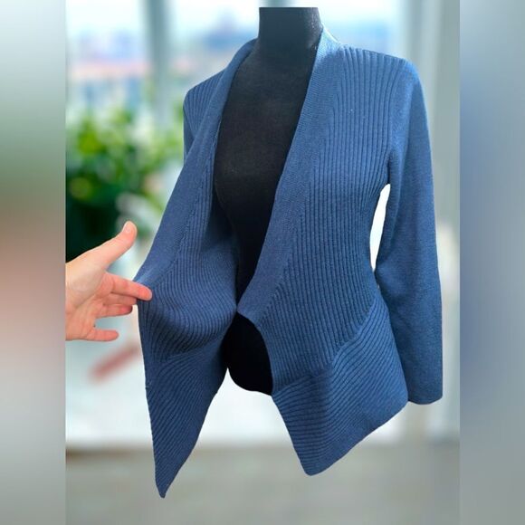 EILEEN FISHER 100% Merino Wool Wrap Ribbed Waterfall Cardigan Size M - Picture 11 of 12